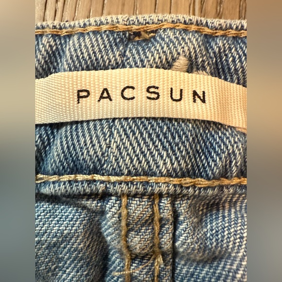 PacSun‎ Raining Daisies Mom Jeans - Picture 6 of 7